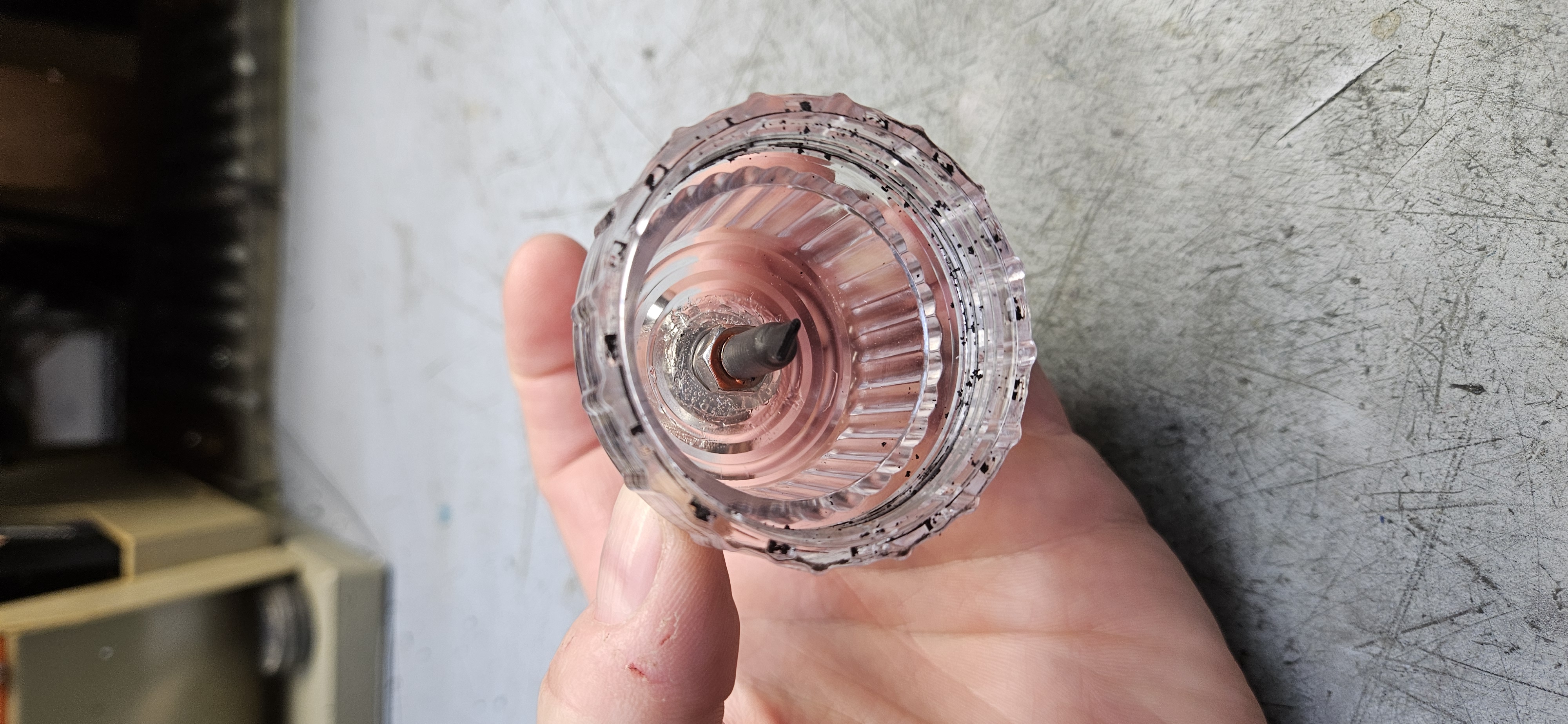 Inside view of top cap hardware